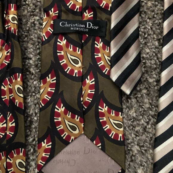 Designer ties (4) - Picture 5 of 8